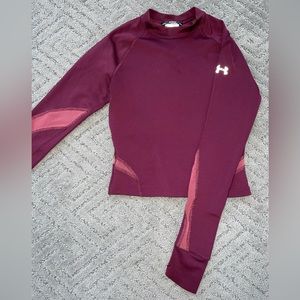 UA Cropped workout top